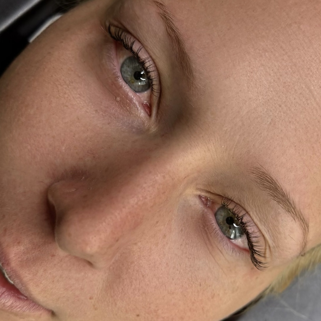 Projects φυσικά extensions lash lift