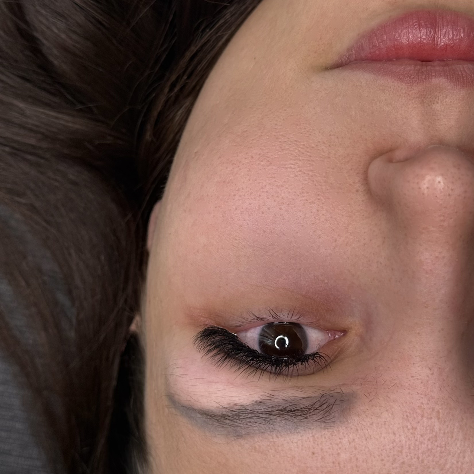 Projects volume lashes